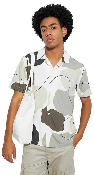 Men Regular Fit Printed Resort Shirt
