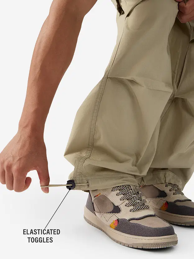 Parachute Pants Beige